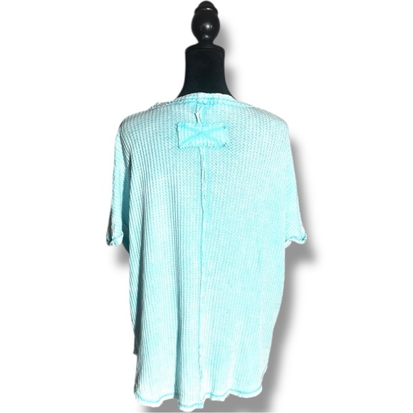 Zenana Women's Small/Medium Aqua Blue Knit Short Sleeve Distressed Crewneck Top - Picture 5 of 16